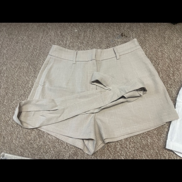 Shorts - Picture 2 of 2